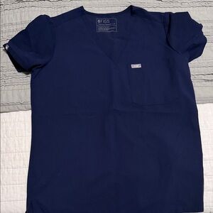 Figs women’s  navy  Short Sleeve scrub top